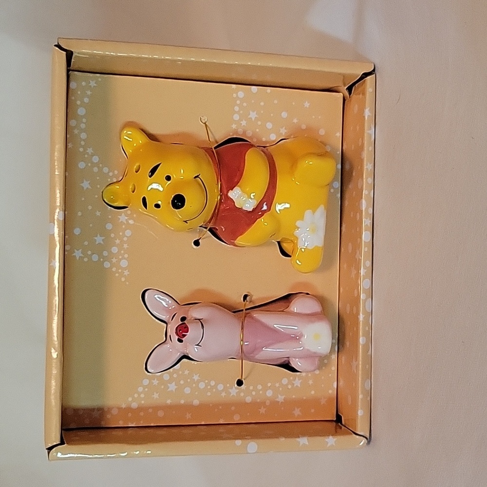 Winnie the Pooh & Piglet Salt & Pepper Set